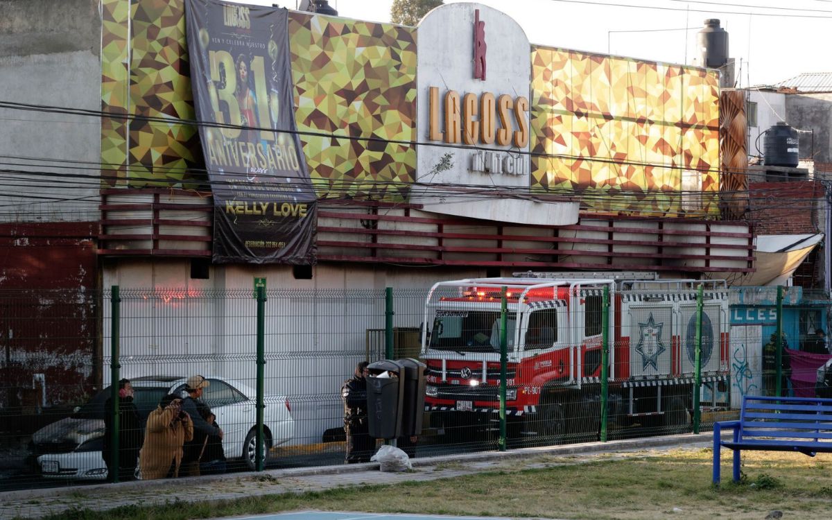 Cinco fallecidos en incendio provocado en bar La Coss de Puebla