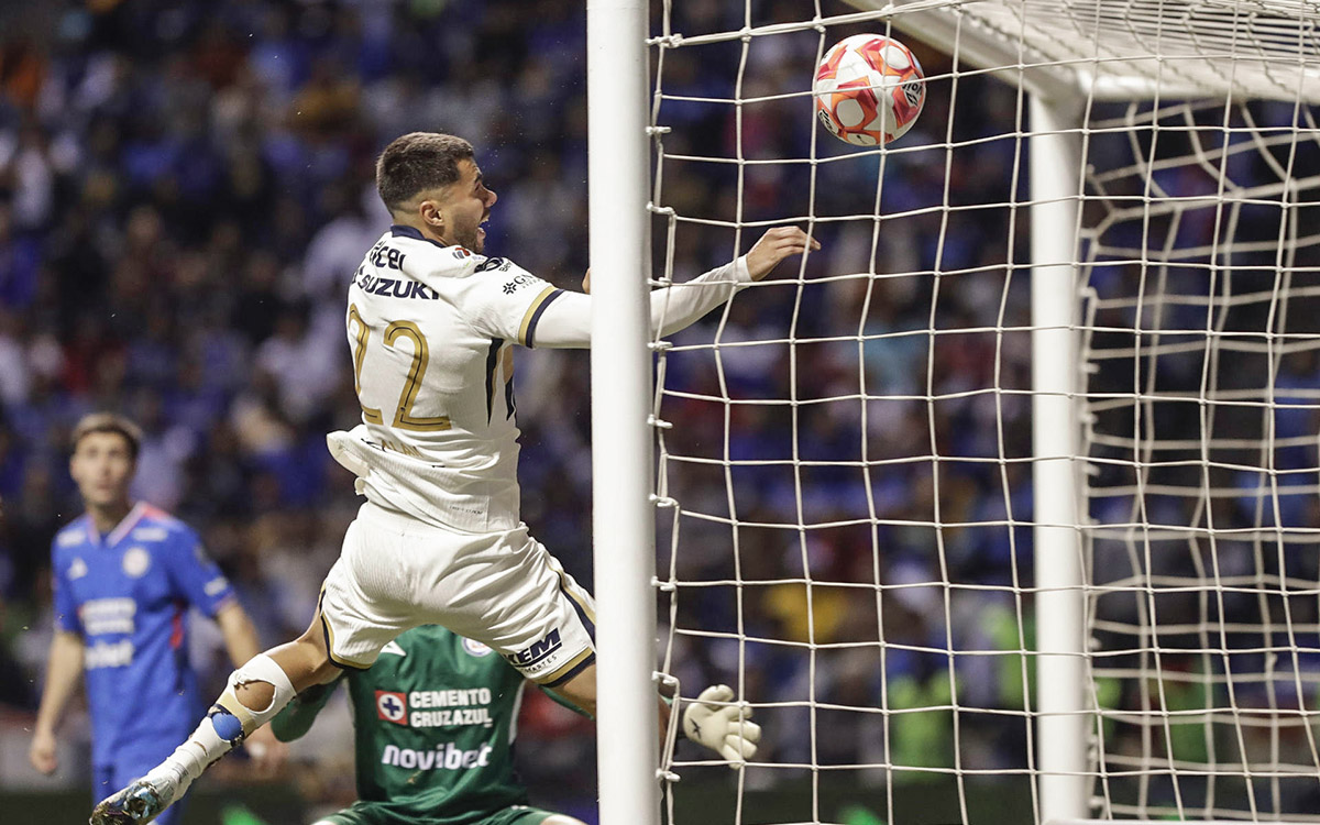 Pumas vence a Cruz Azul y se mete en el 'Play-In'