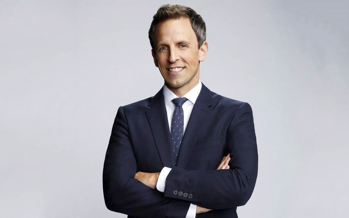 Trump exige a NBC que despida al comediante Seth Meyers por bromear sobre sus vínculos con Epstein