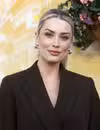 Foto de cabeza de Arielle Vandenberg