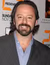 Foto de cabeza de Gil Bellows