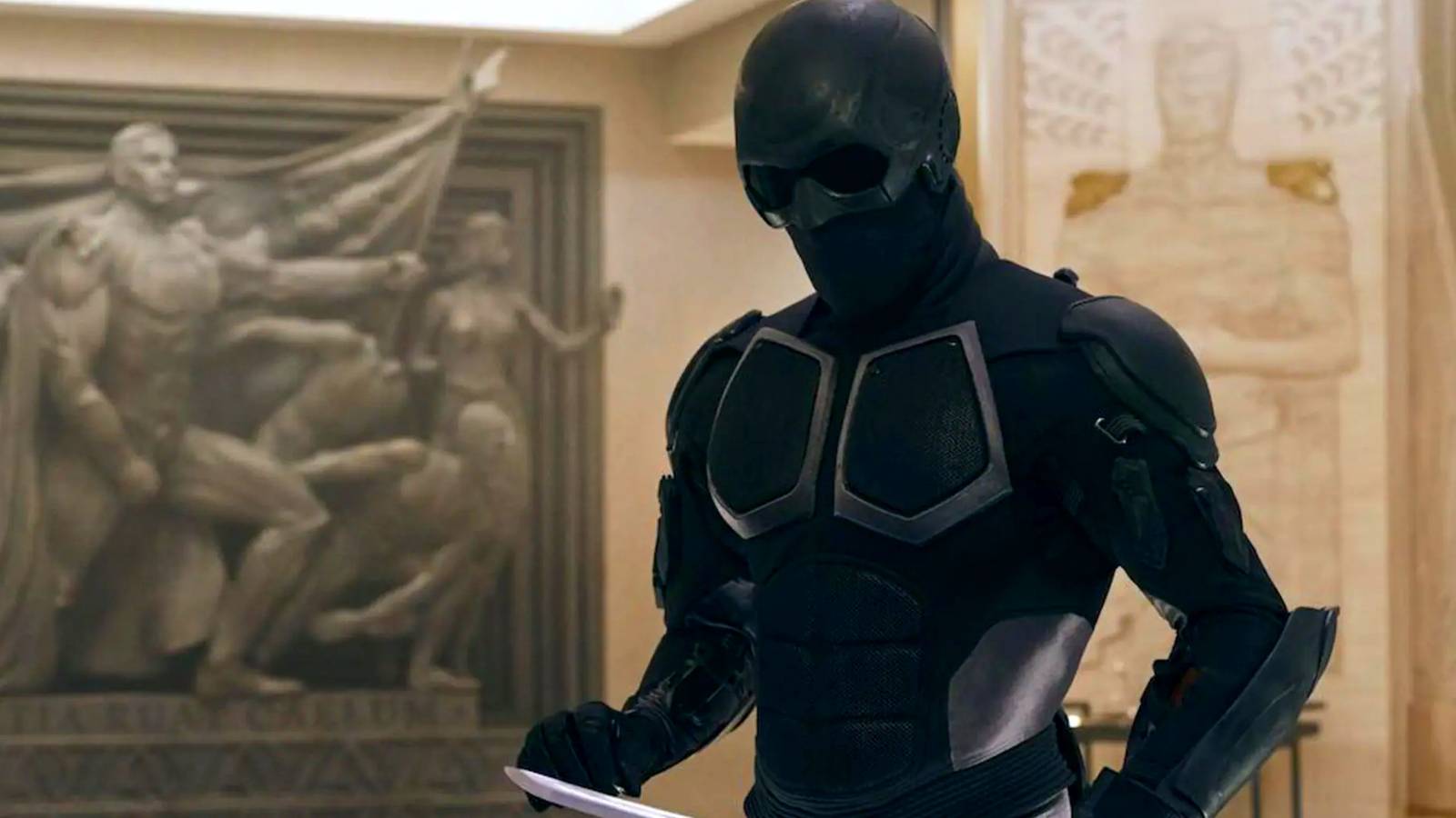 20 años antes que The Boys, Black Noir venció a Homelander en una pelea