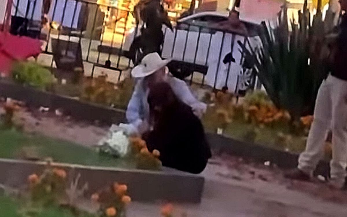 A un mes del crimen, rinden homenaje a Carlos Manzo en Uruapan