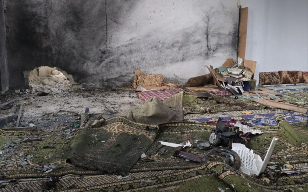 Atentado en mezquita alauita en Siria deja ocho fallecidos