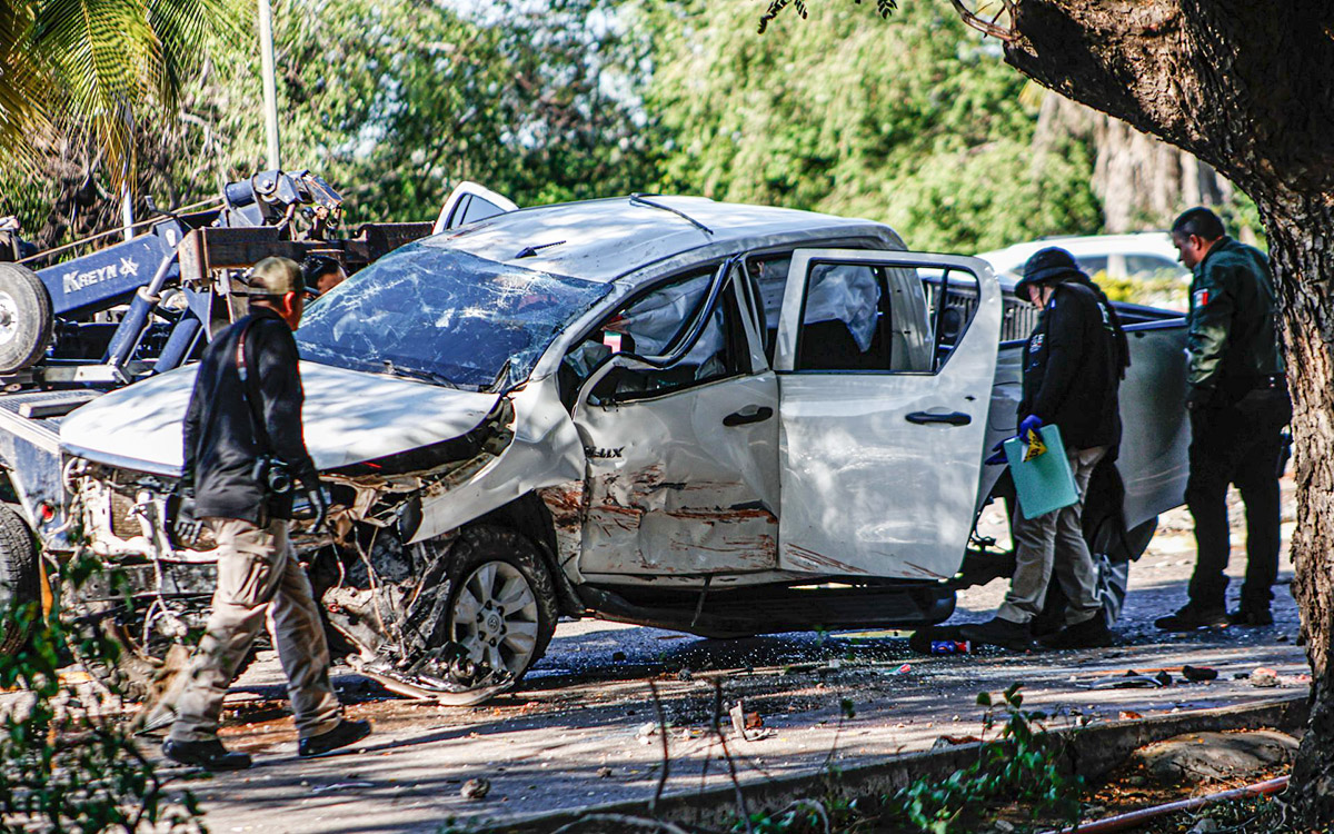 Comandante municipal resulta herido tras persecución y volcadura en Culiacán