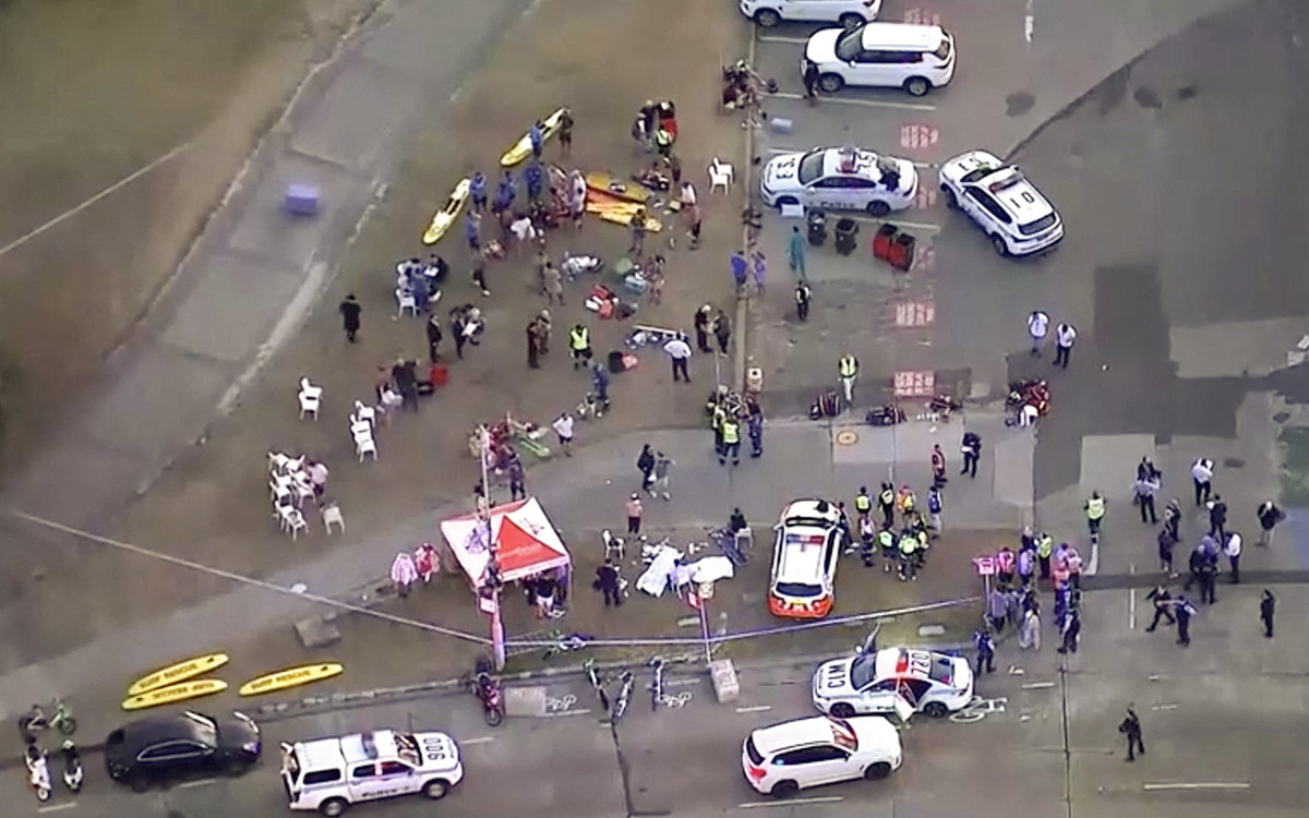 Detenido por ataque en Bondi Beach es acusado de 59 delitos, incluidos asesinato y terrorismo