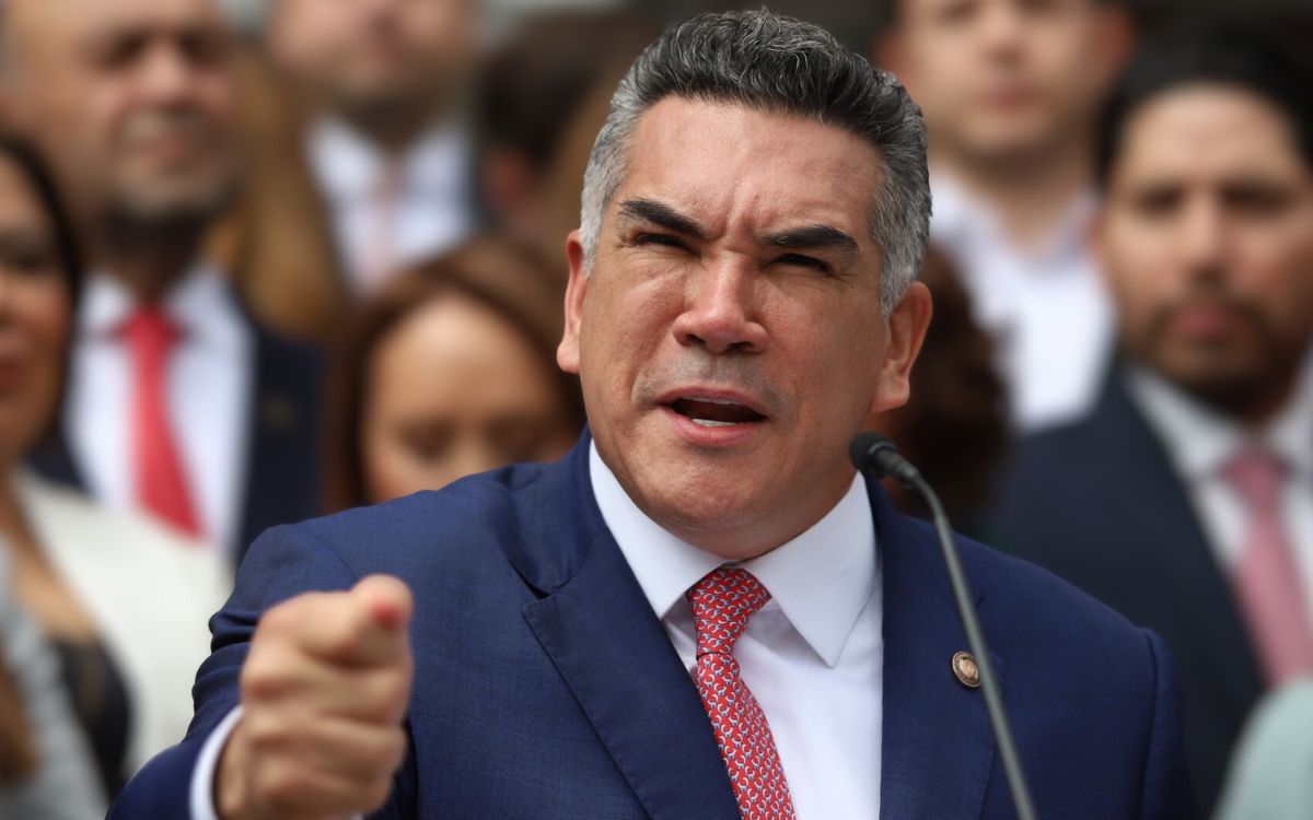 El PRI no elegirá candidato ciudadano en 2030; 'Alito' Moreno se apunta