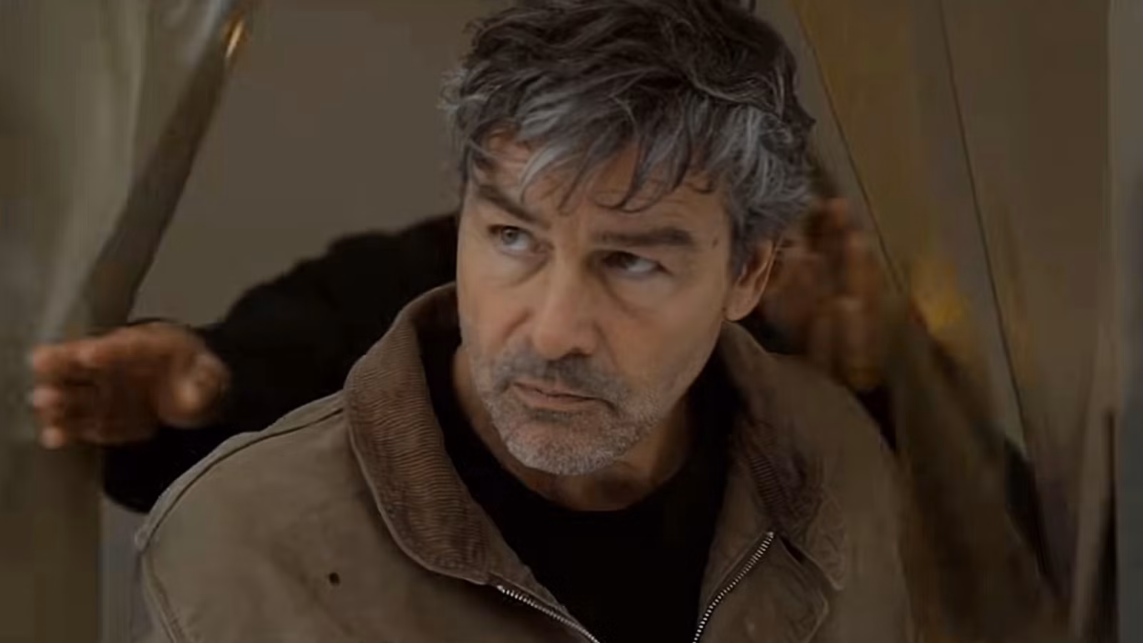 Por qué las linternas envejecieron a Hal Jordan, revelado oficialmente por el showrunner