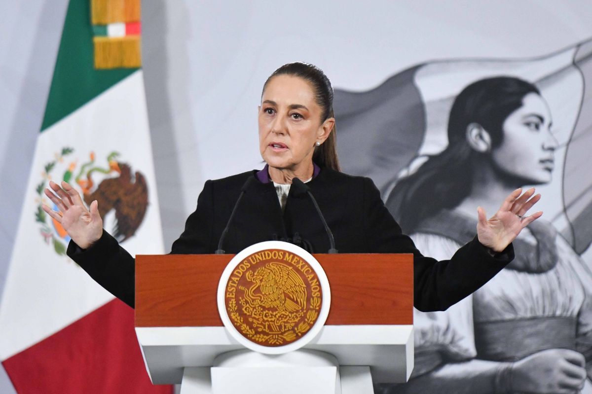 Sheinbaum confirma salida de Alex Tonatiuh Márquez de Aduanas