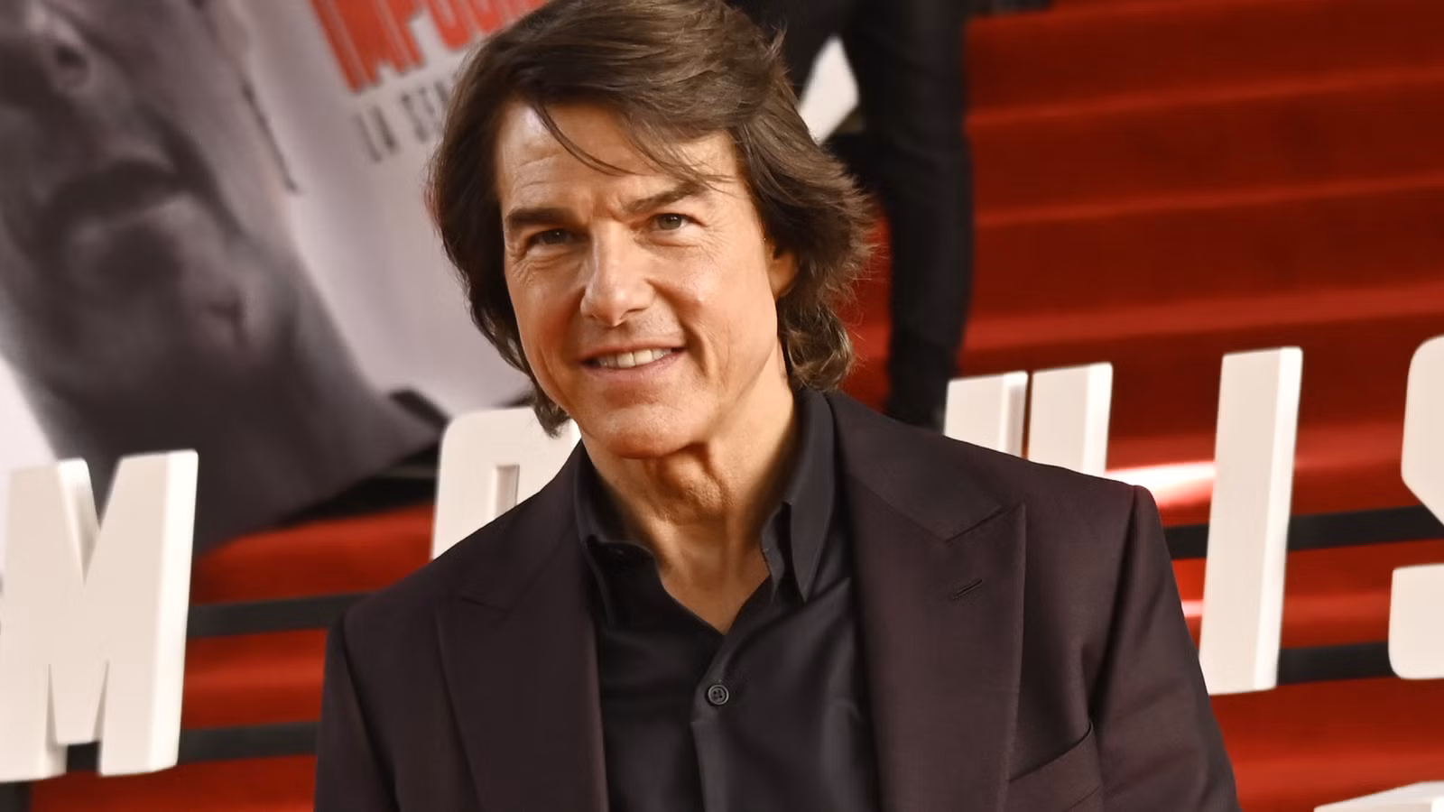 Tom Cruise está irreconocible en el nuevo tráiler desquiciado de Digger