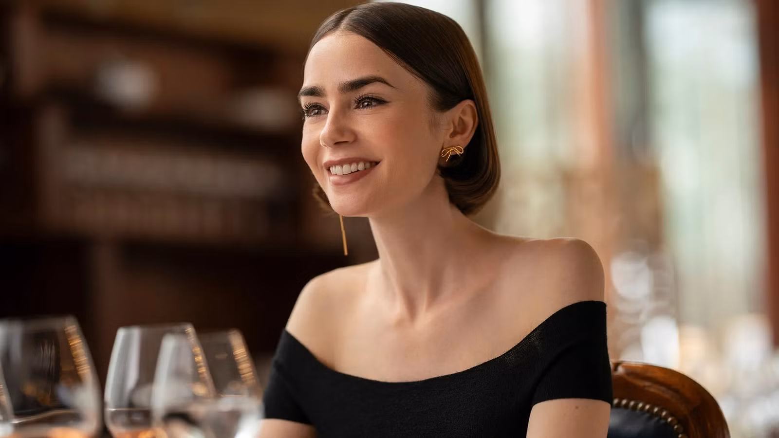 El creador de Emily In Paris se burla de la “sorpresa” de la nueva temporada 6 al abandonar su premisa original