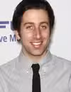 Foto de cabeza de Simon Helberg en el estreno de la temporada de comedias de CBS