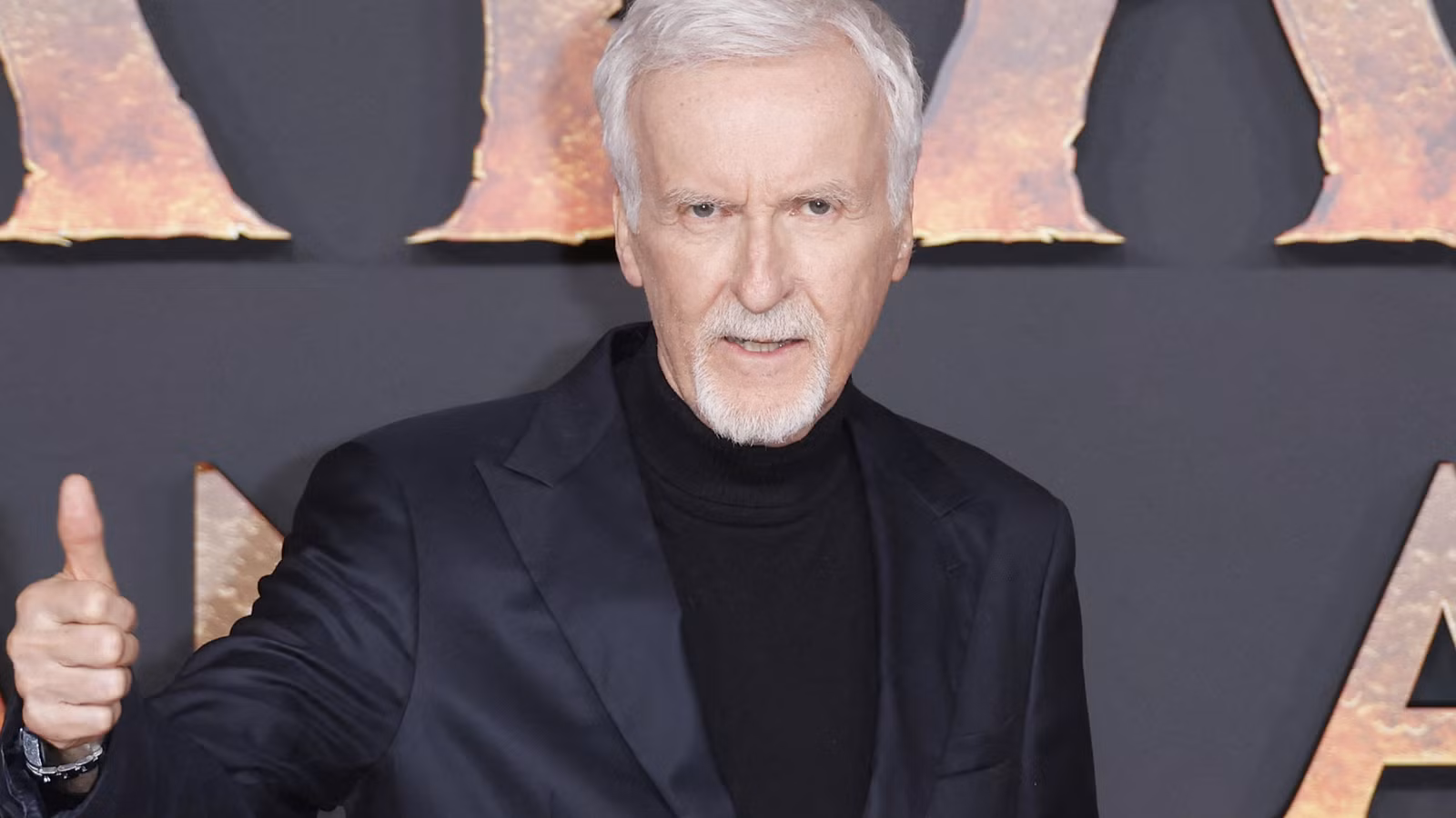 Avatar: Fire And Ash alcanza oficialmente los mil millones de dólares y le otorga a James Cameron un récord de taquilla de todos los tiempos