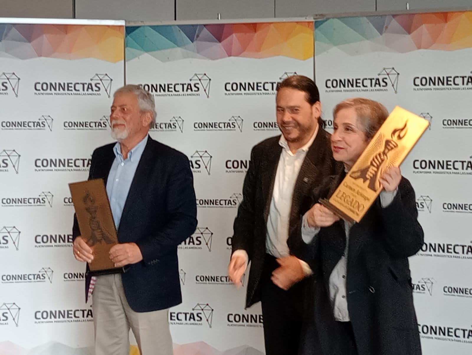 Carmen Aristegui y Gustavo Gorriti reciben el Premio Legado 2026