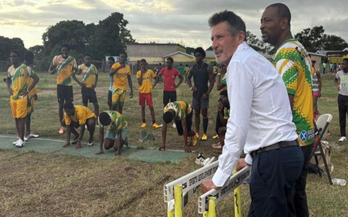 Coe compromete ayuda de World Athletic a Jamaica tras paso del huracán Melissa | Video