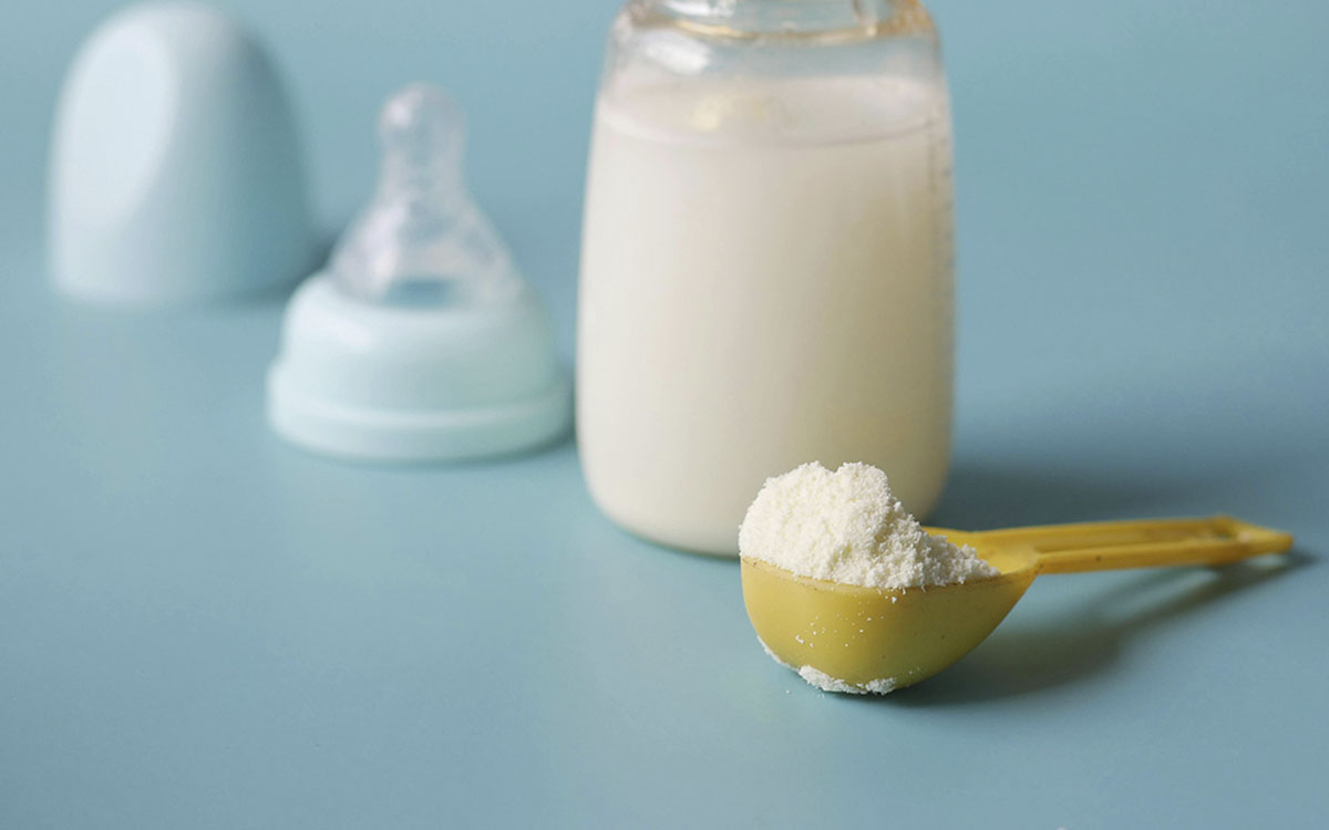 Cofepris alerta sobre fórmulas infantiles de Nestlé en México tras contaminación en Europa