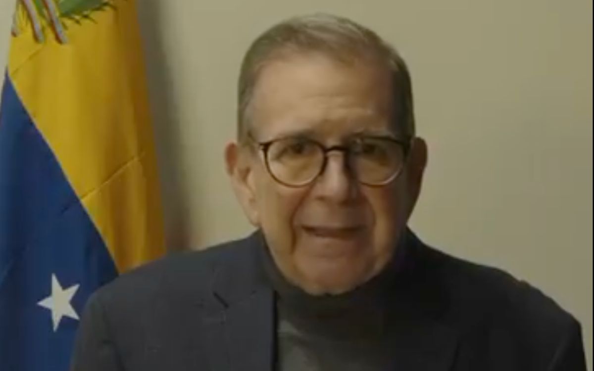 Edmundo González insta al Ejército venezolano a respaldarlo como presidente electo