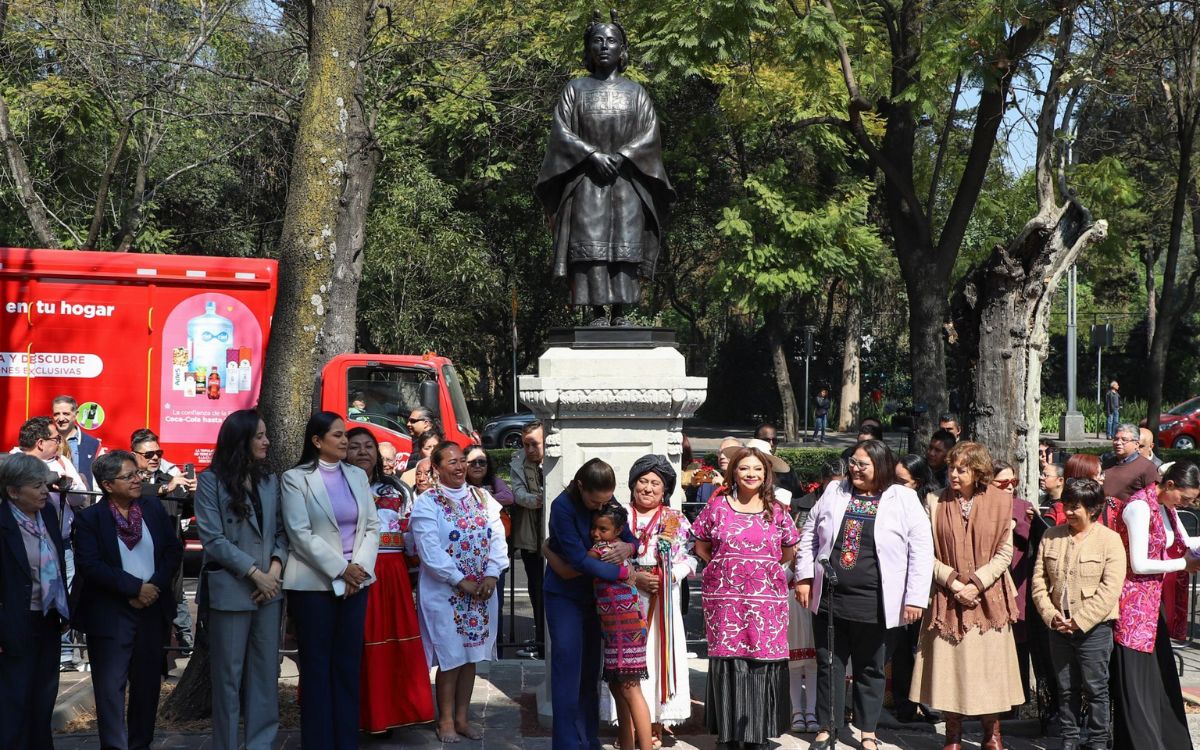 Sheinbaum reivindica a mujeres indígenas con 6 nuevos monumentos en Paseo de la Reforma