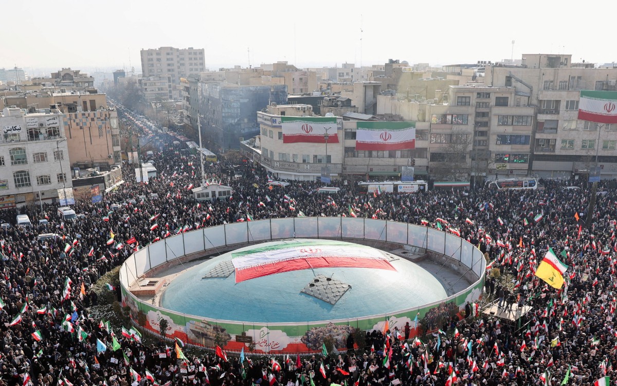 Trump amenaza con arancel a cualquier país que haga negocios con Irán… es socio de México