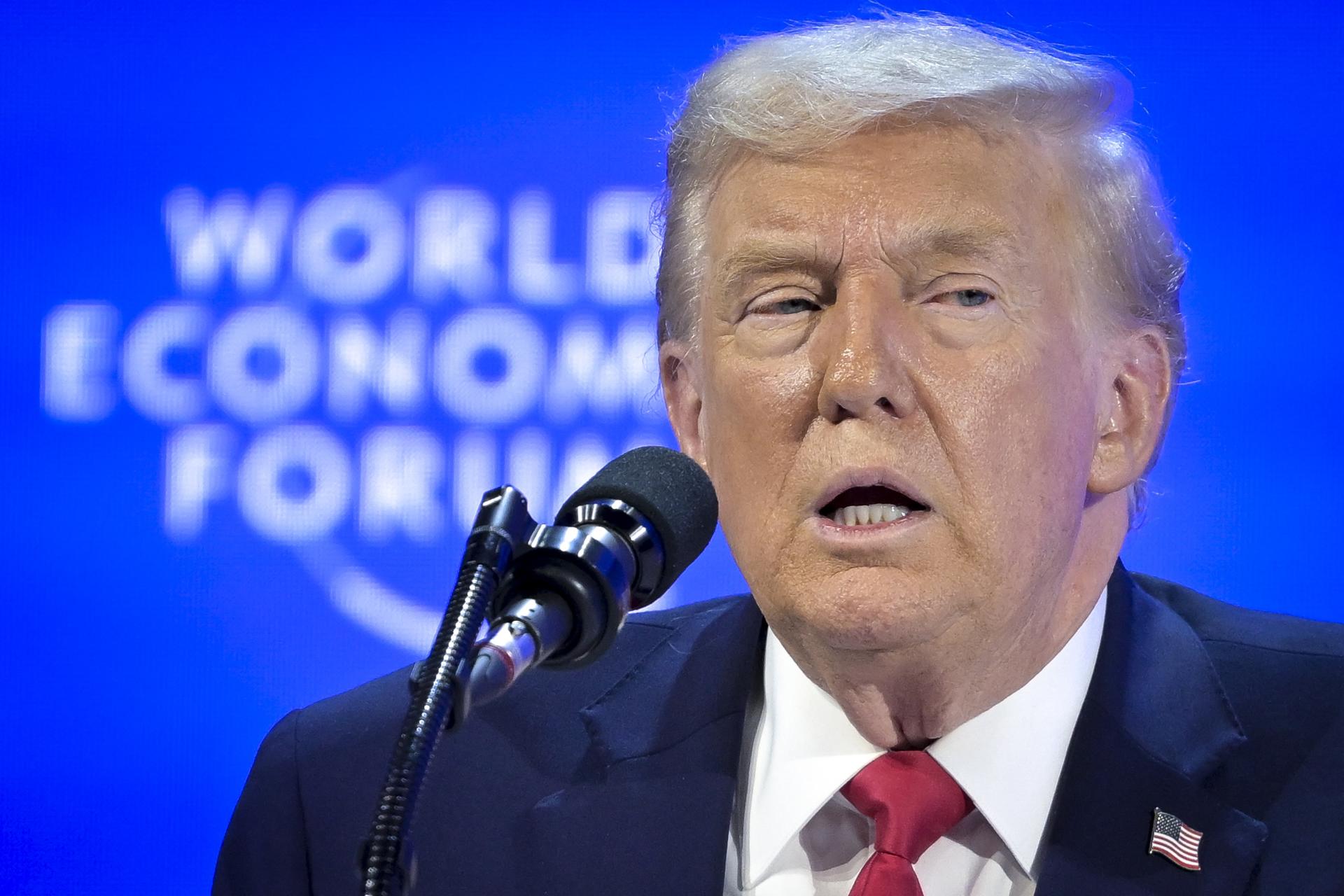 Trump en Davos: Entre la compra de Groenlandia, tensiones con Canadá y el nuevo orden en Venezuela