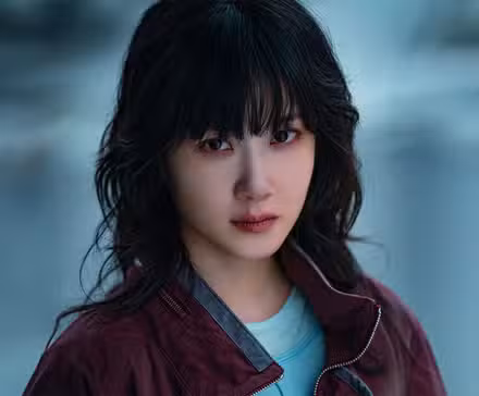 Park Eun-bin en el K-drama Hyper Knife de Disney+.