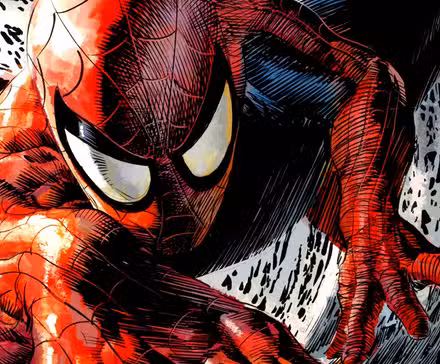 Spider-Man se arrastra a través de un túnel web en una obra de arte oscura de Marvel