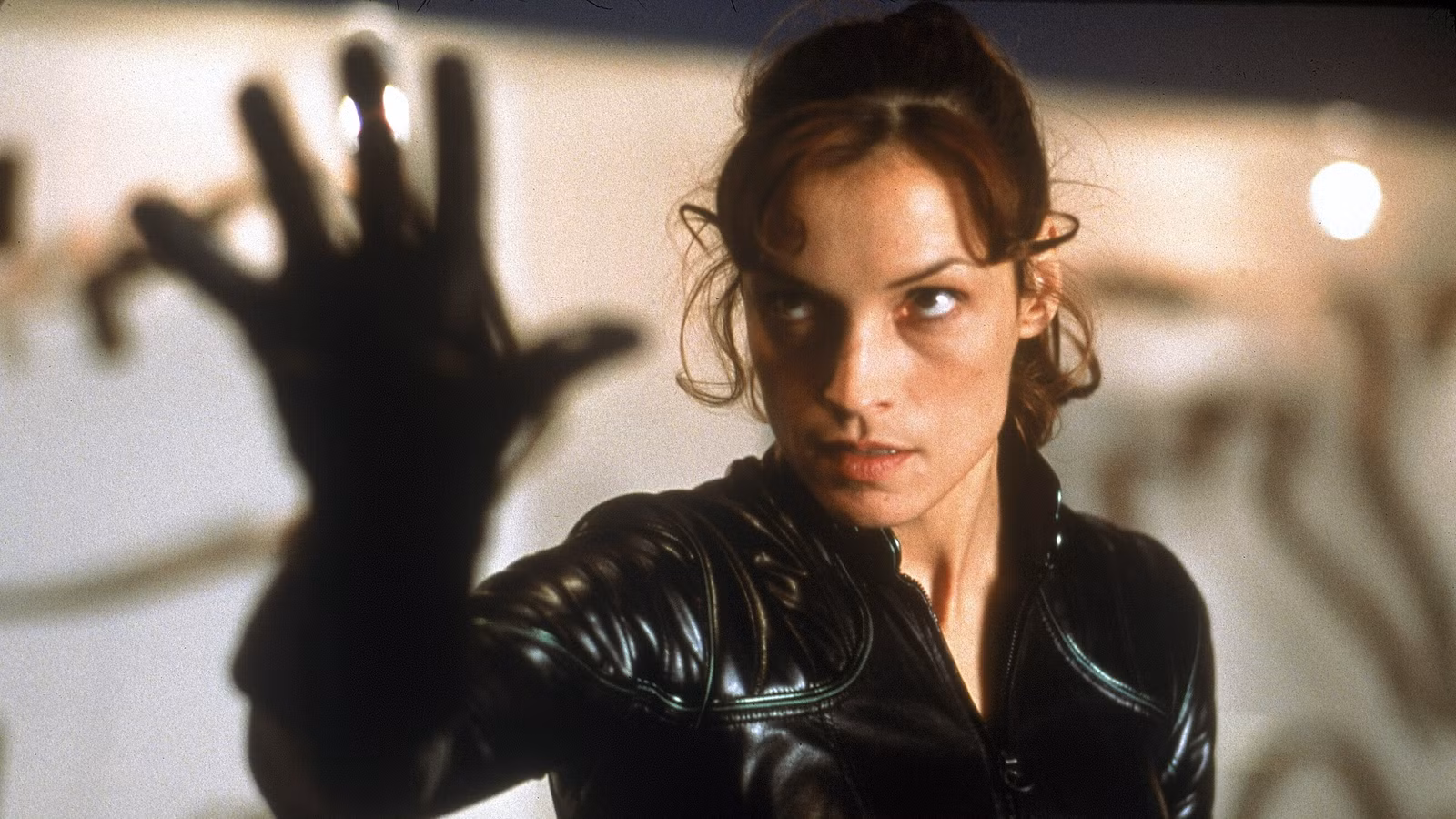 26 años después de X-Men, ¿por qué Hollywood todavía tiene miedo de los disfraces cómicos?