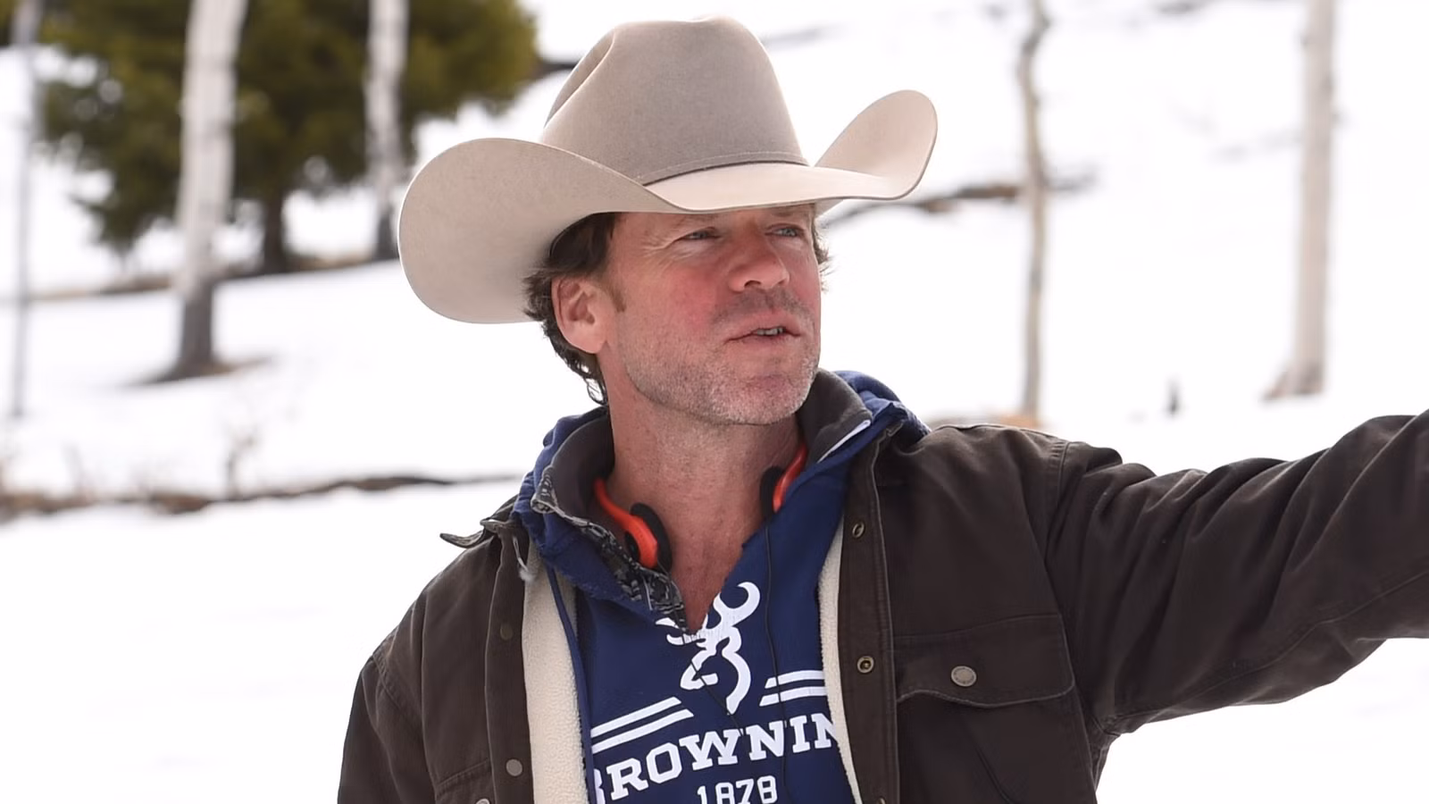 Taylor Sheridan ganó un papel actoral después de amenazar a otro actor con “noquearte”