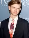 Foto de cabeza de Thomas Brodie-Sangster