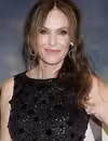 Foto de cabeza de Amy Brenneman