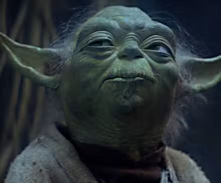 Yoda mirando a Dagobah en El Imperio Contraataca.