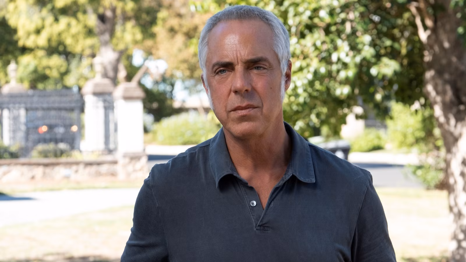 El nuevo papel de Titus Welliver en la serie criminal occidental finalmente cumple una oportunidad perdida de Bosch
