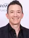 Foto de cabeza de David Faustino