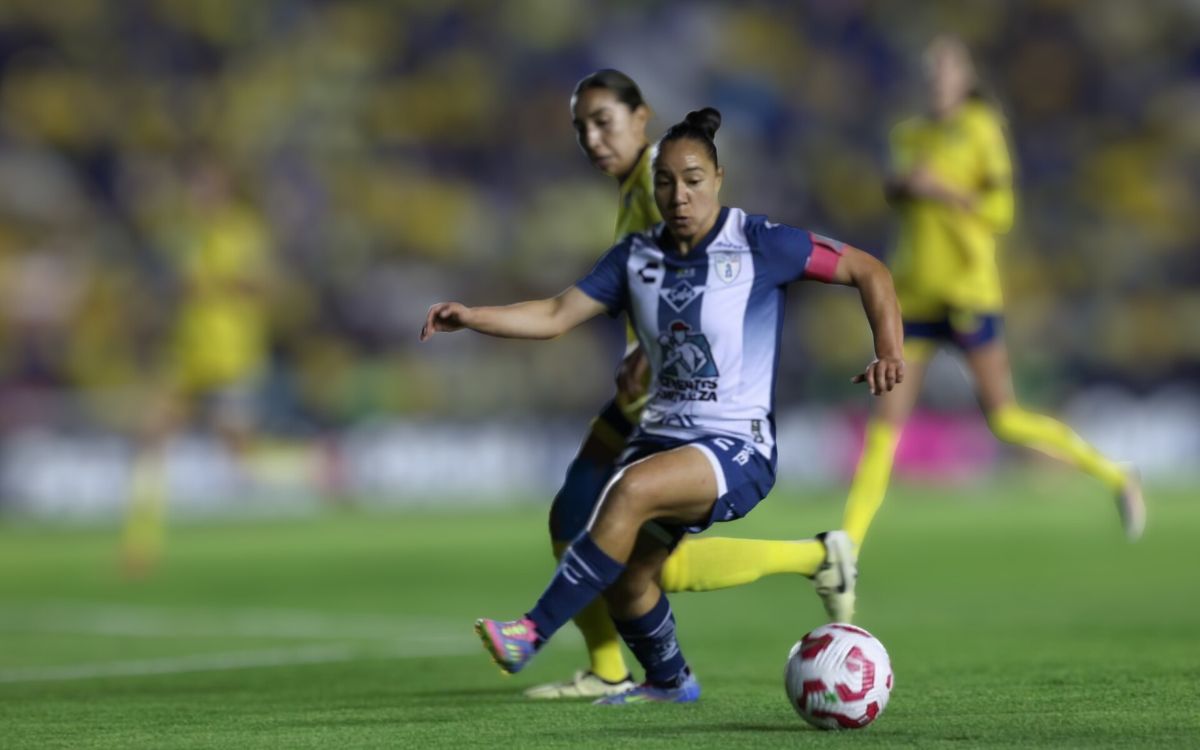 🟣 8M | Charlyn Corral: la goleadora que abrió camino cuando no había cancha en México