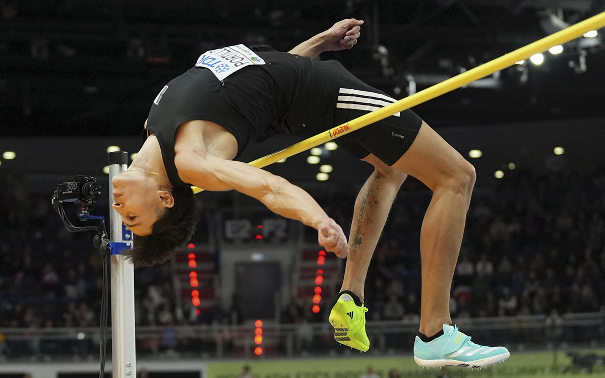 Aristegui en Vivo: Trump pospone ataques a infraestructura energética de Irán; Cuba, preparada para ataque; hazaña de Erick Portillo (23/03/2026)
