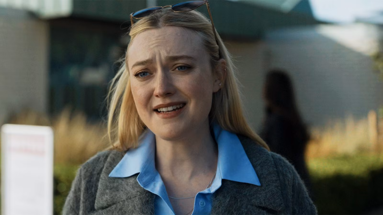 La serie de suspenso de ocho capítulos de Dakota Fanning basada en una novela superventas tiene uno de los mejores repartos del género