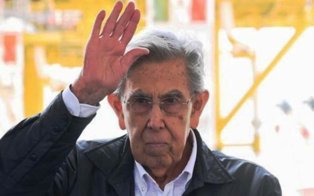 Dan a Cuauhtémoc Cárdenas en 'Comisión Consultiva del Petróleo' de Pemex