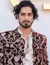 Foto de cabeza de Avan Jogia