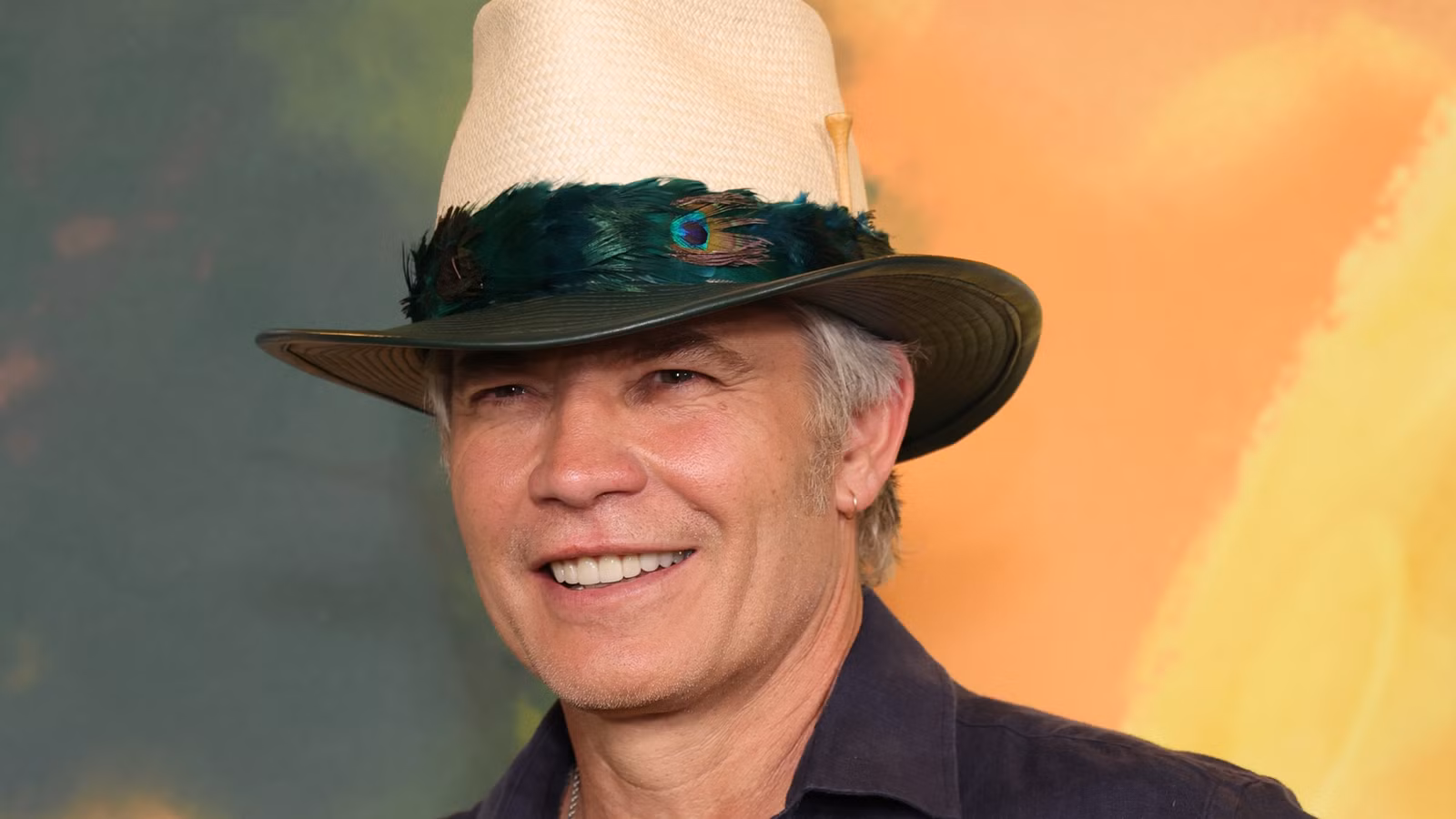 La exitosa serie de franquicia de ciencia ficción de Timothy Olyphant de 1.700 millones de dólares recibe una nueva actualización de regreso de la temporada 3