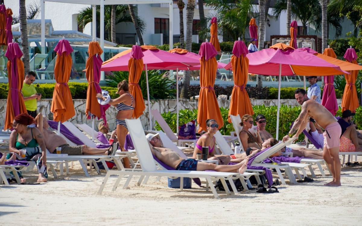 El turismo internacional en México crece un 10 % en enero… pero extranjeros gastan menos: INEGI