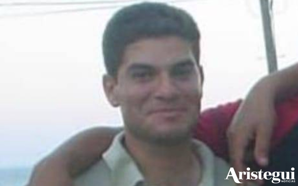 Exesposa de alto mando de la Marina detalla relación de éste con capitán prófugo por huachicol