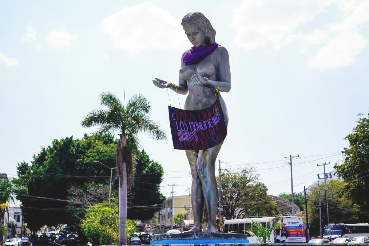 Gobernador de Nayarit retirará escultura de mujer desnuda