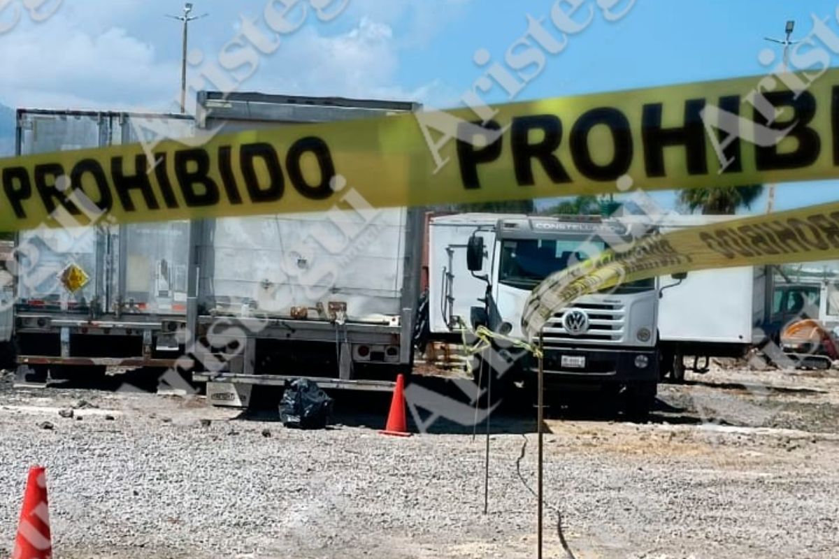 Hallan restos óseos en estacionamiento de la fiscalía de Nayarit