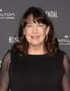 Foto de cabeza de Ann Dowd