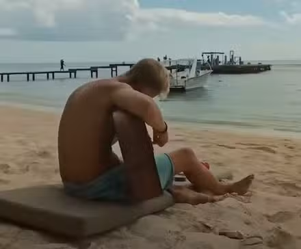 Vídeo musical del cielo de Avicii