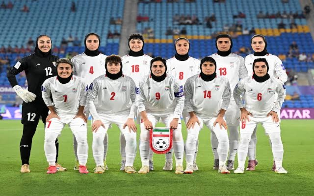 Pide Donald Trump asilo para las futbolistas iraníes en Australia | Video