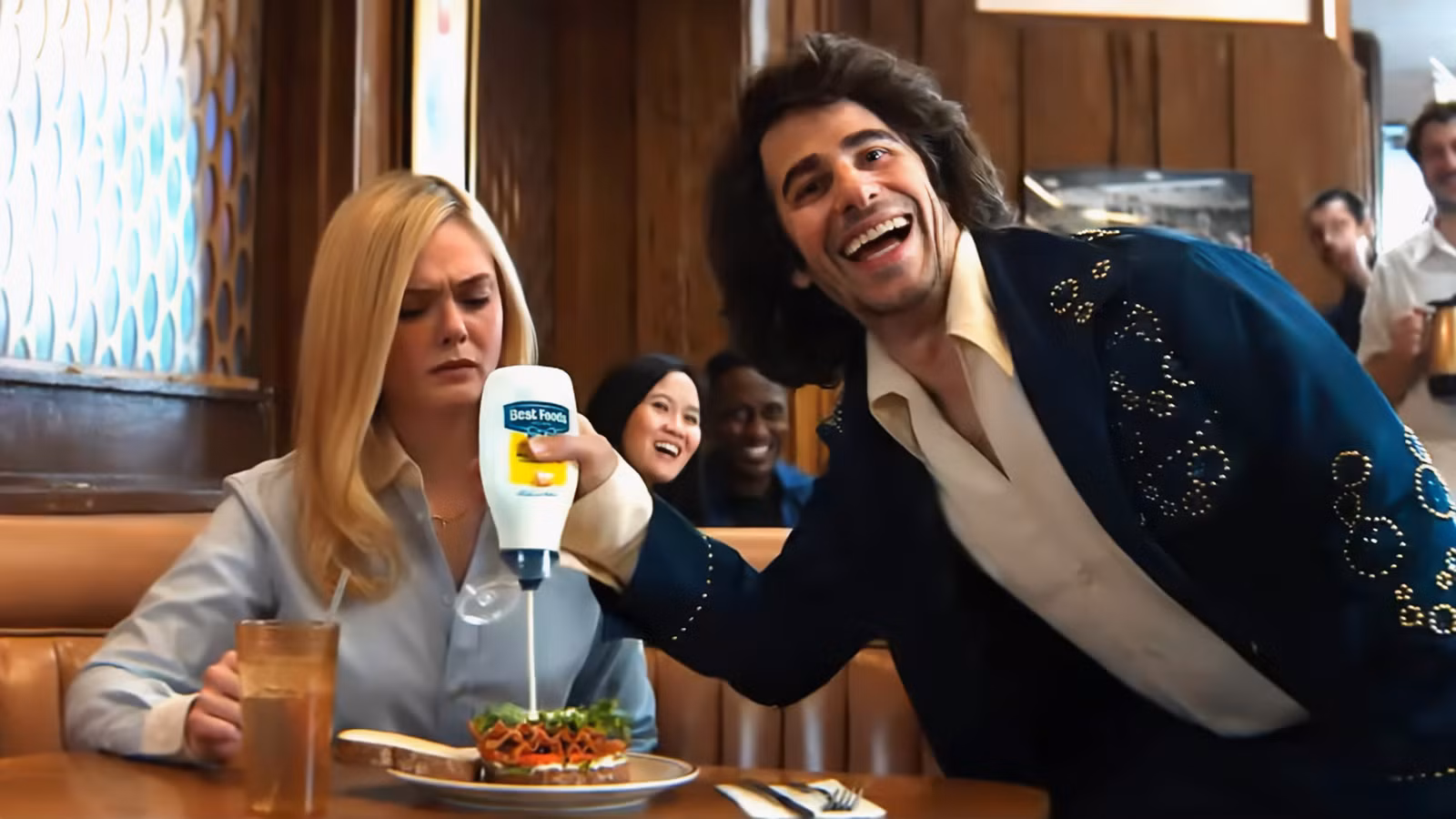 Por qué Andy Samberg pensó que su debut en el Super Bowl de 2026 fue perfecto después de “evitarlo por un tiempo”