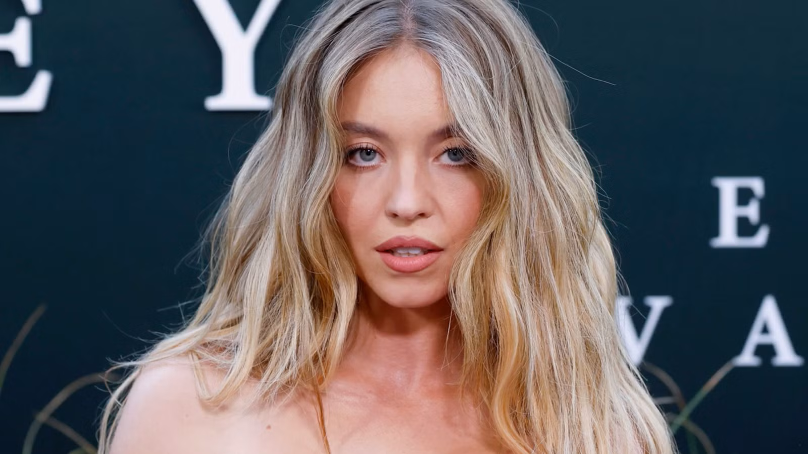 Por qué se eliminó el papel de Sydney Sweeney de El diablo viste de Prada 2
