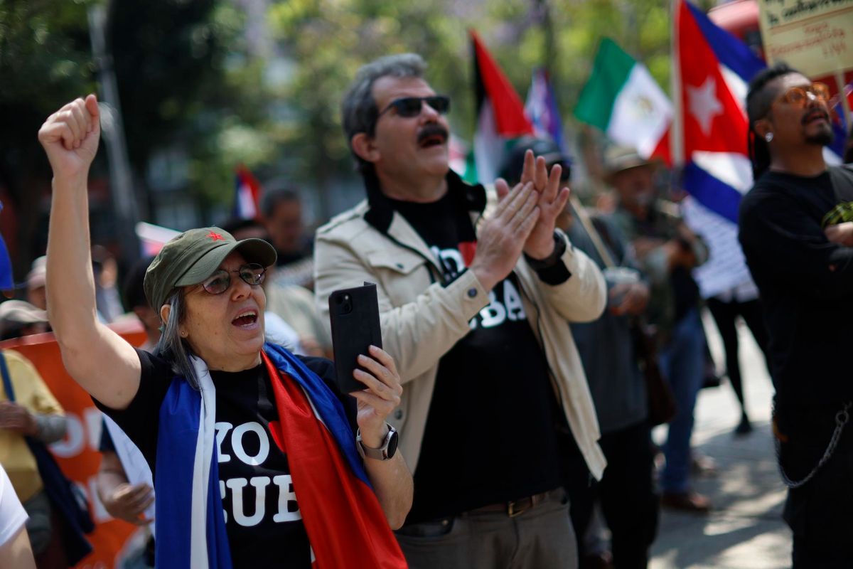 "Cuba no está sola", claman mexicanos ante amenazas de EE.UU. a la isla