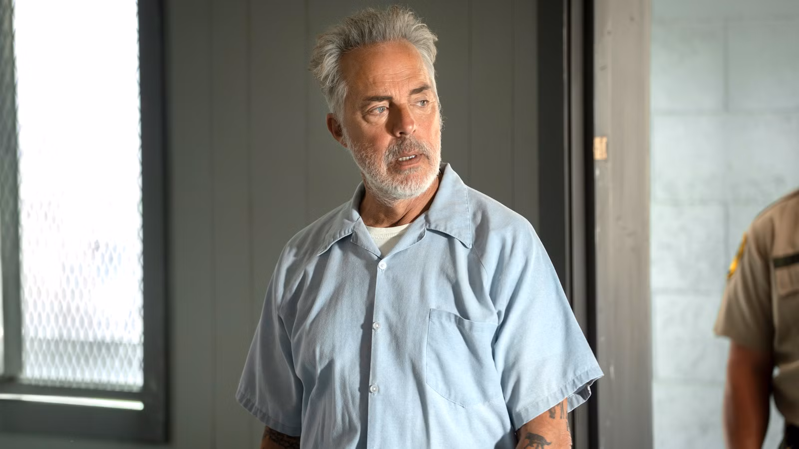 Las posibilidades de regreso de la temporada 5 de Dark Winds de Titus Welliver se abordan después del final “abierto” de la temporada 4